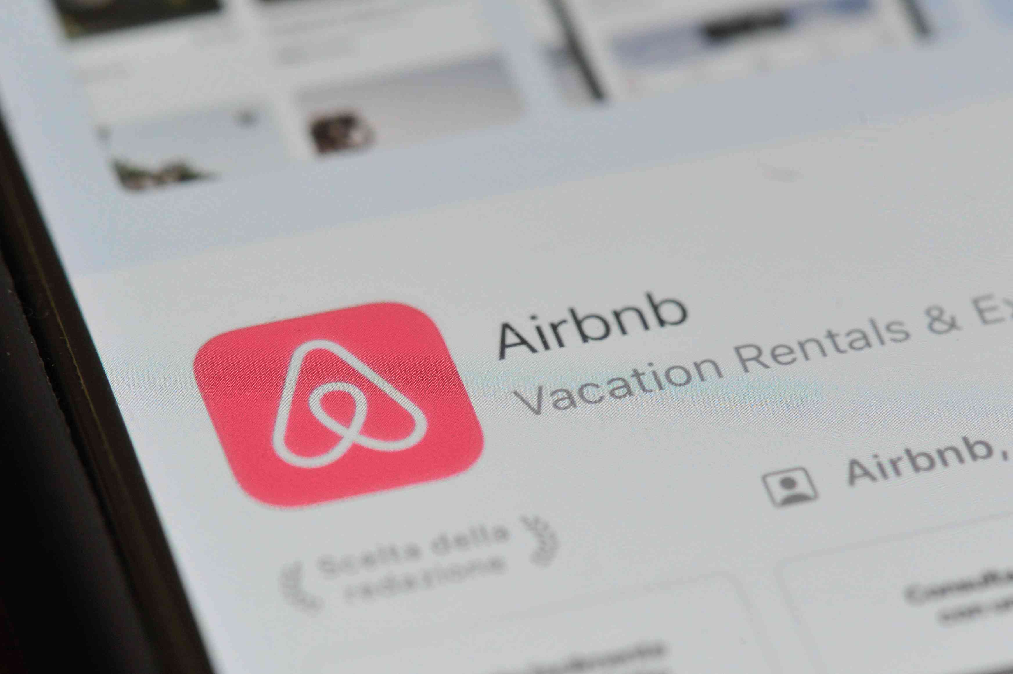 Airbnb’s Revenue Tops Expectations, But Profits Fall Short