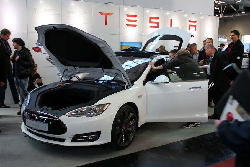 Analyst Says Tesla (TSLA) is Facing ‘Headwinds from All Fronts’