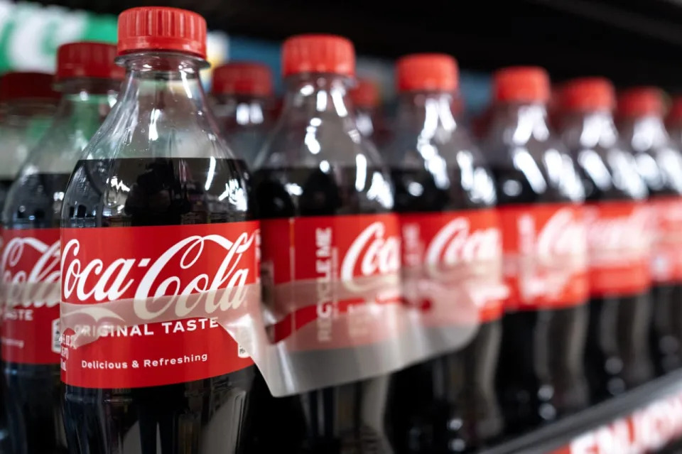 Coke, PepsiCo Lobby to Keep Sugary Sodas in Food-Stamp Program