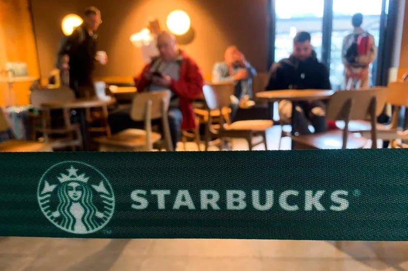 Starbucks would rather close down stores than keep its open-door policy